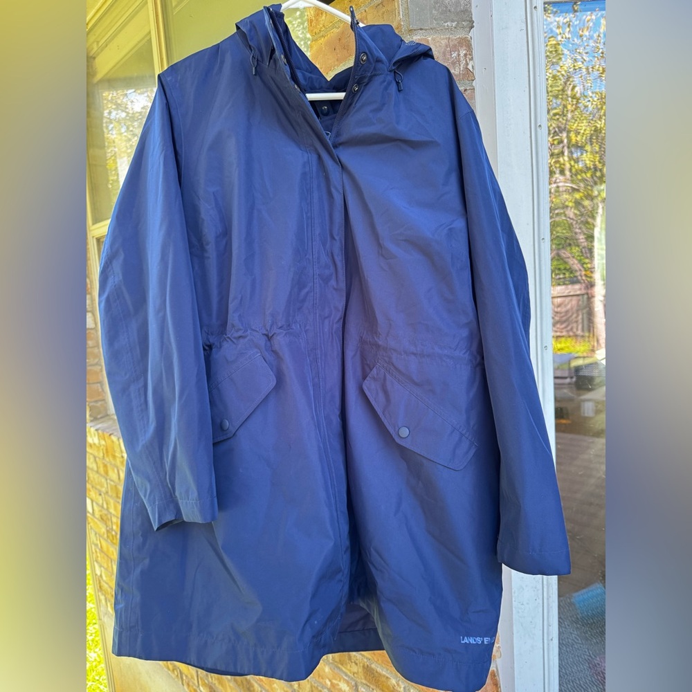 Lands’ End Navy Squall Hooded Waterproof Raincoat • Sealed Seams • Plus Size 2X - Picture 11 of 12